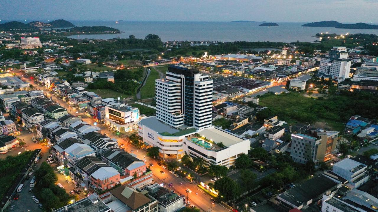 Royal Phuket City Hotel Εξωτερικό φωτογραφία Aerial view of the hotel