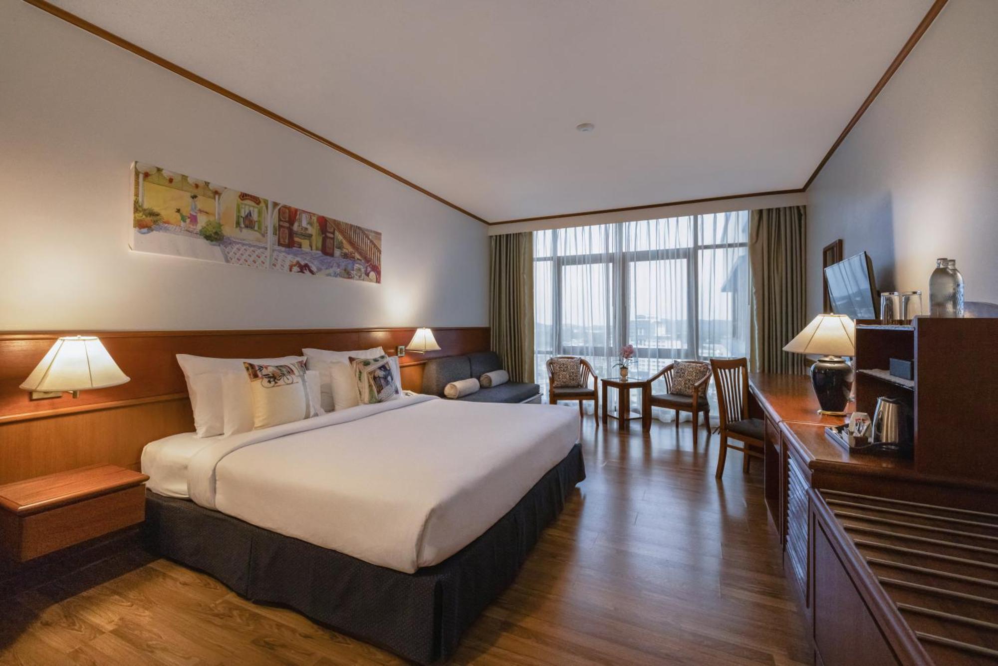 Royal Phuket City Hotel Εξωτερικό φωτογραφία Deluxe Room