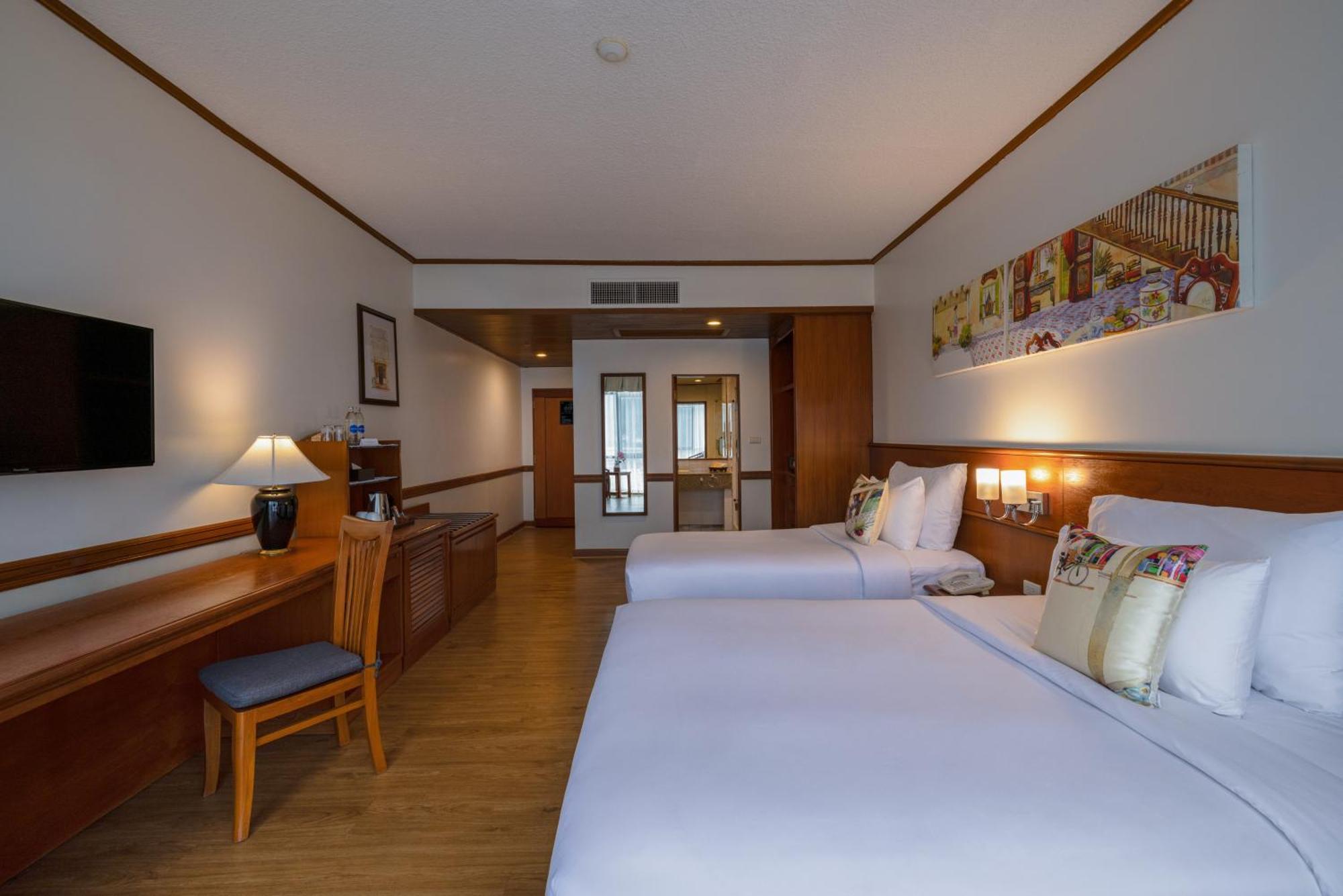 Royal Phuket City Hotel Εξωτερικό φωτογραφία Deluxe Room