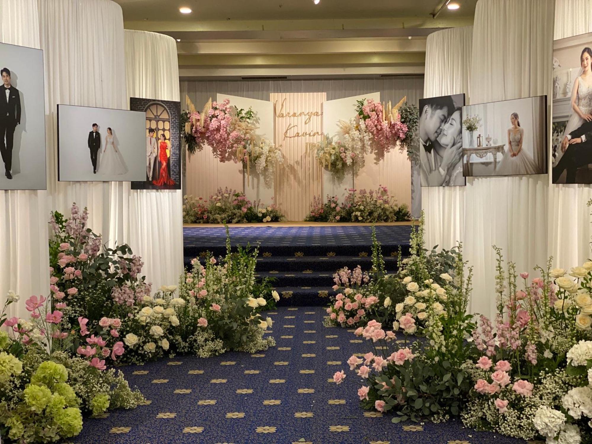 Royal Phuket City Hotel Εξωτερικό φωτογραφία The stage of the 2019 ceremony