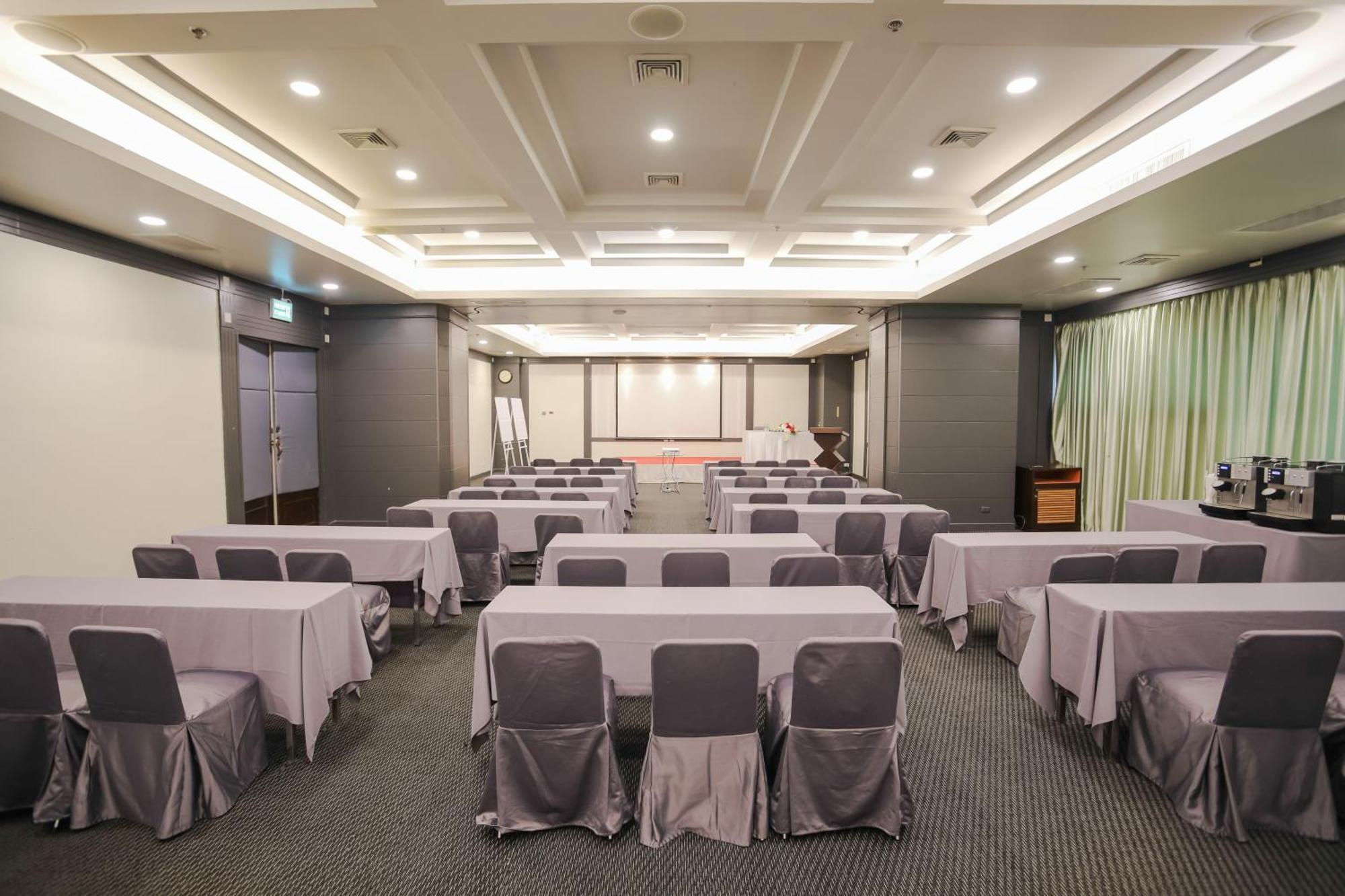 Royal Phuket City Hotel Εξωτερικό φωτογραφία Meeting room